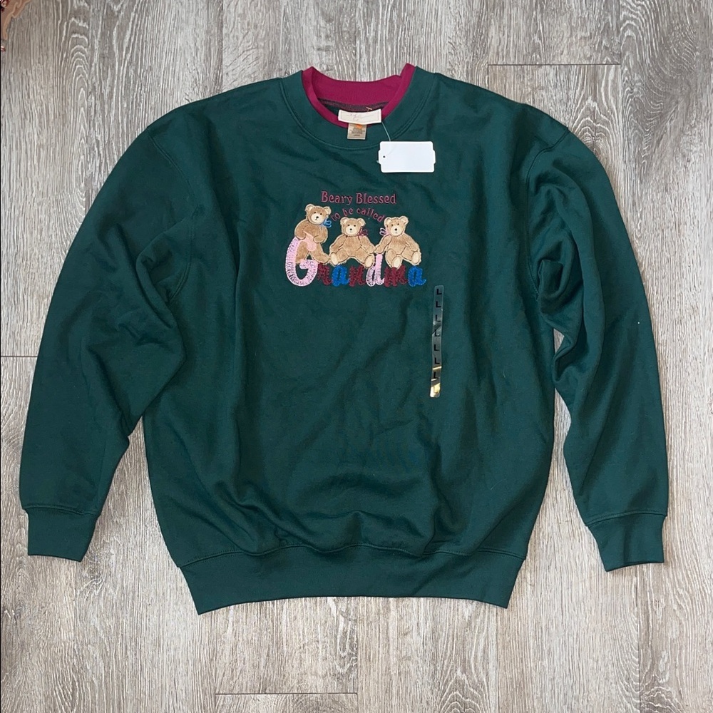 New m & c sportswear grandma Green Bear-Themed Sweatshirt pullover sweater large